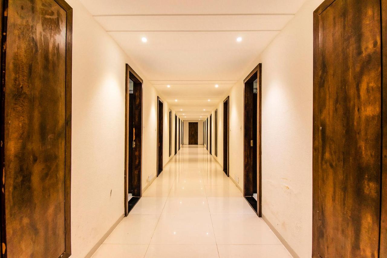 Fabhotel Amrit Greens Indore Airport Exterior photo